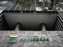  Sao Paulo stock exchange: Petrobras shares fall by more than 12% 