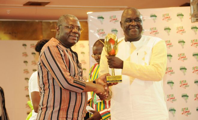  8e édition du Salon International du Textile Africain : Une distinction honorifique décernée au chef de l’Etat Faure Essozimna Gnassingbé 