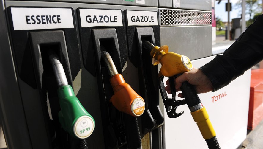  Matière première : la NNPC Ltd propose d'augmenter le prix de l'essence de 189 nairas à 557 nairas 