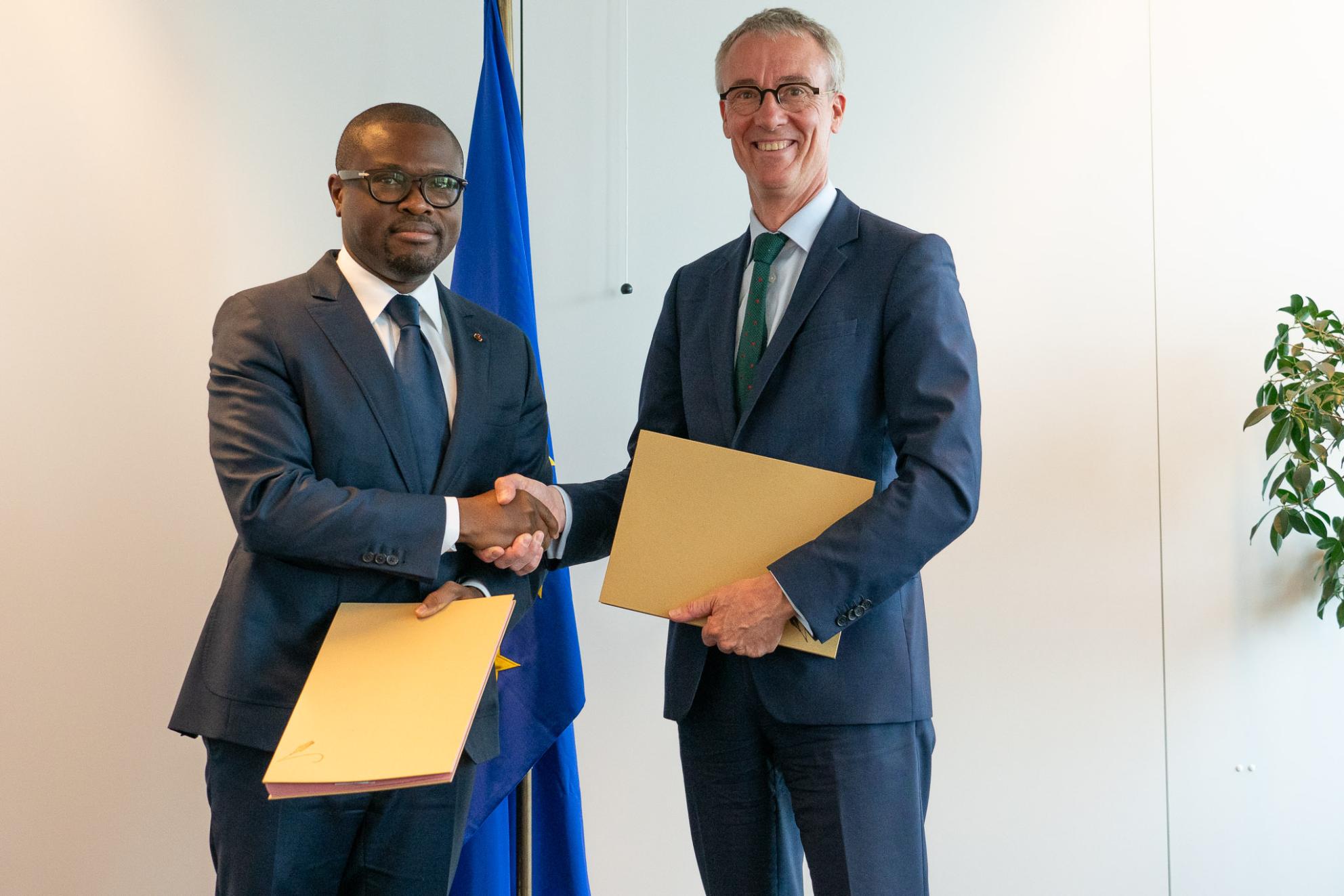  Financement : le Bénin et l'UE signent un accord de 109 milliards 