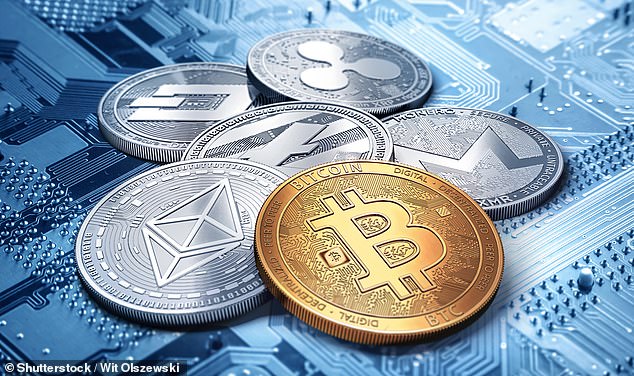  Crypto monnaies : Bitcoin plonge en dessous de 17 000 $ 