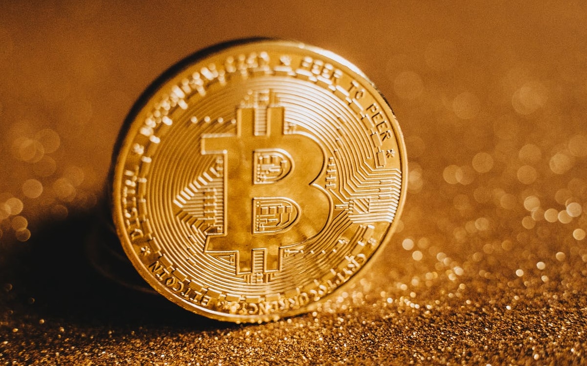  Cryptocurrency: Bitcoin rebounding 