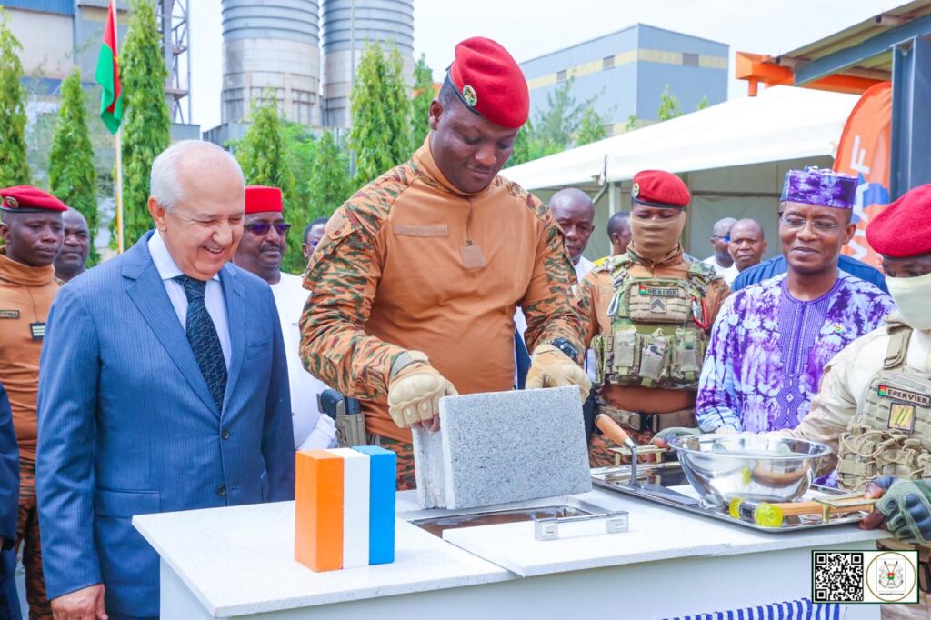  Zone industrielle : Ouagadougou  lance des  travaux de construction d'une usine d'argile calcinée 