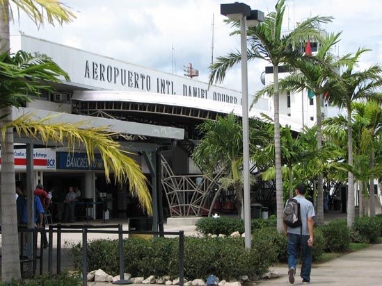  Transport: Liberia international airport closed for one hour on Saturday; five flights delayed 