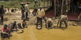  Métaux : la plus grande mine d’Afrique en cours d’installation au Ghana 