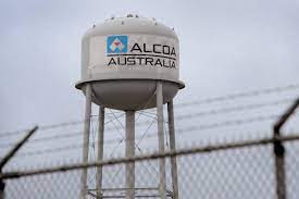  Acquisition of Australia's Alumina: Alcoa signs a binding agreement 